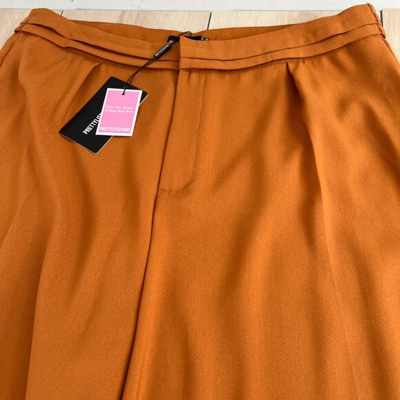 NWT Pretty Little Thing Rust Pleat Detail Wide Leg Trouser 16/Polished Boho Chic - Picture 2 of 13